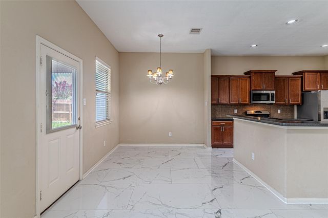8619 Debbie Terrace Drive, Cypress, TX 77433