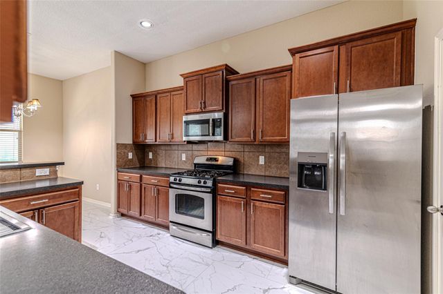 8619 Debbie Terrace Drive, Cypress, TX 77433