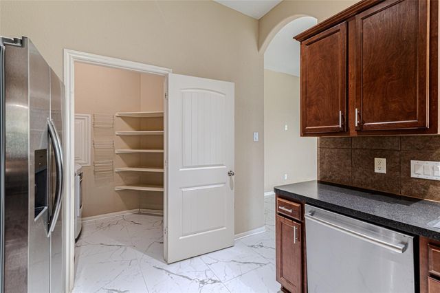 8619 Debbie Terrace Drive, Cypress, TX 77433