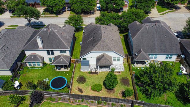 8619 Debbie Terrace Drive, Cypress, TX 77433