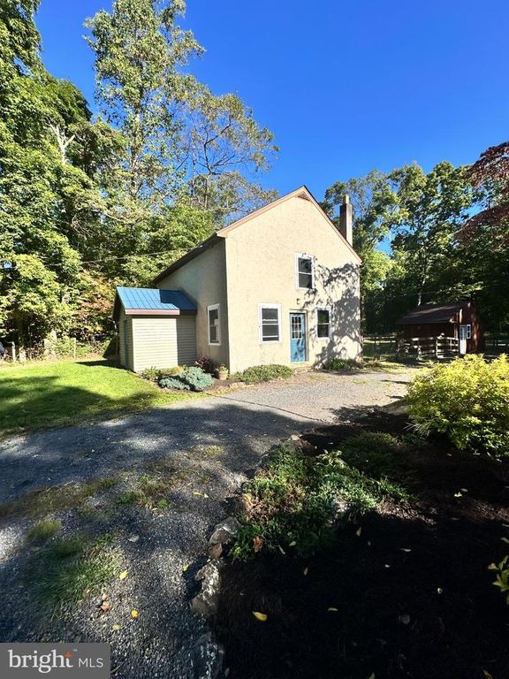 1915 OLD BETHLEHEM PIKE, SELLERSVILLE, PA 18960 — photo 4
