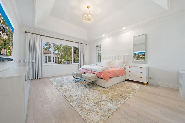 325 Eagle Dr, Jupiter, FL 33477