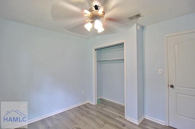 1062 Kelly Drive, Hinesville, GA 31313