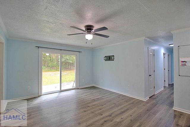 1062 Kelly Drive, Hinesville, GA 31313