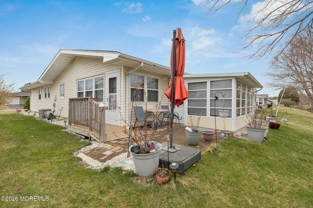 120 Whittier Road, Brick, NJ 08724