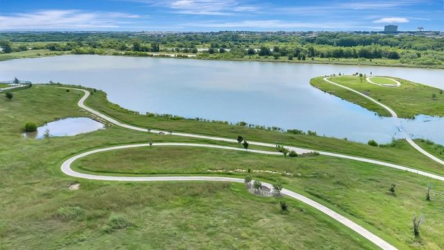 1500 Birds Fort Trail, Arlington, TX 76005