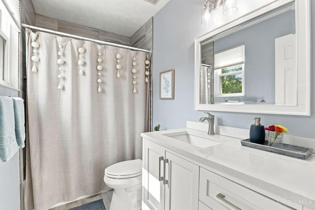 8843 Steeplechase Way, West Chester, OH 45069