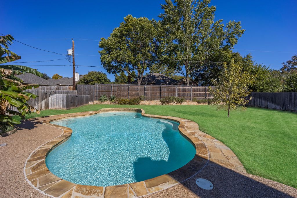 3505 Fox Meadows Drive, Colleyville, TX 76034