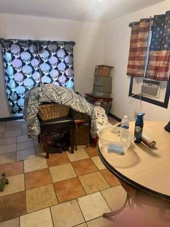 Image 9 of property listing at 561 S I Street, Tulare, CA 93274