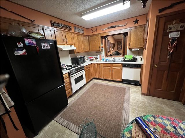 7159 Woodridge Lane, Union City, GA 30291