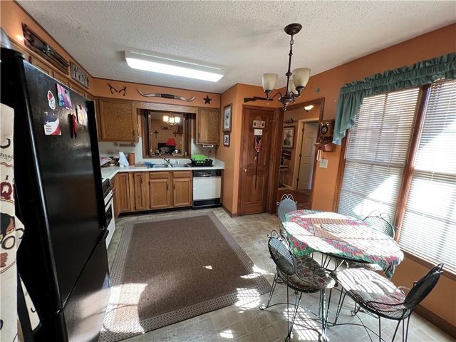 7159 Woodridge Lane, Union City, GA 30291