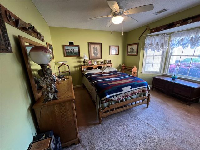 7159 Woodridge Lane, Union City, GA 30291