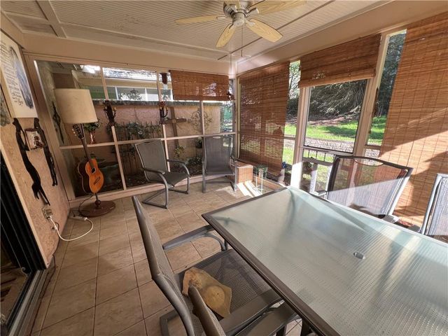 7159 Woodridge Lane, Union City, GA 30291