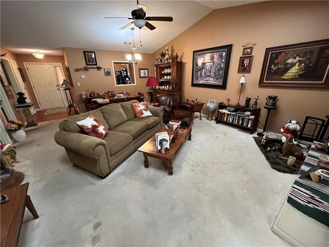 7159 Woodridge Lane, Union City, GA 30291