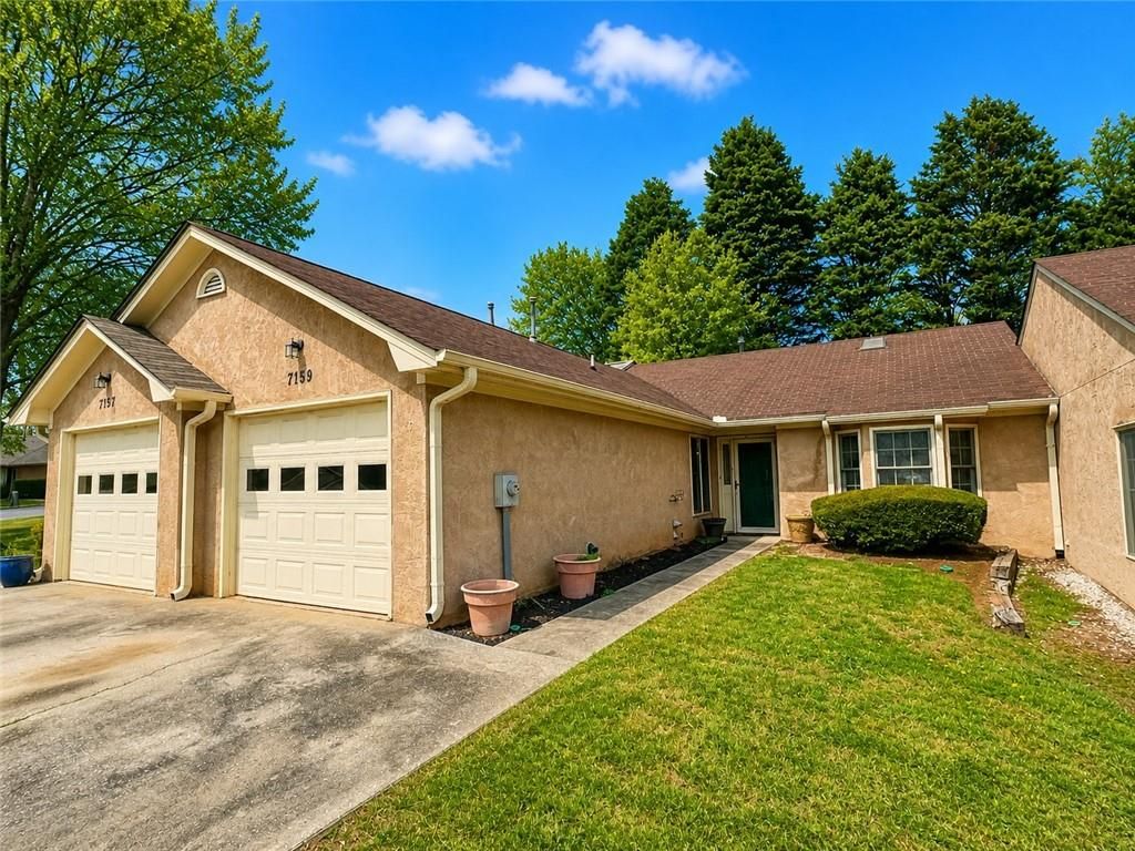 7159 Woodridge Lane, Union City, GA 30291