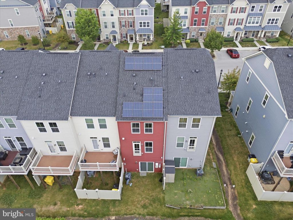 Image 37 of property listing at 621 RAVENWOOD DR, Glen Burnie, MD 21060