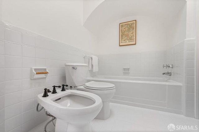 1658 34th Avenue, San Francisco, CA 94122