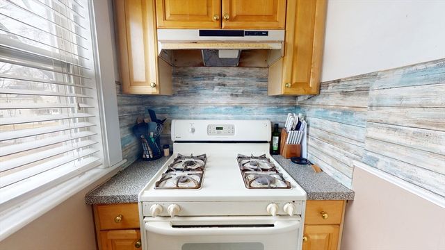 232 Washington St 1, Winchester, MA 01890