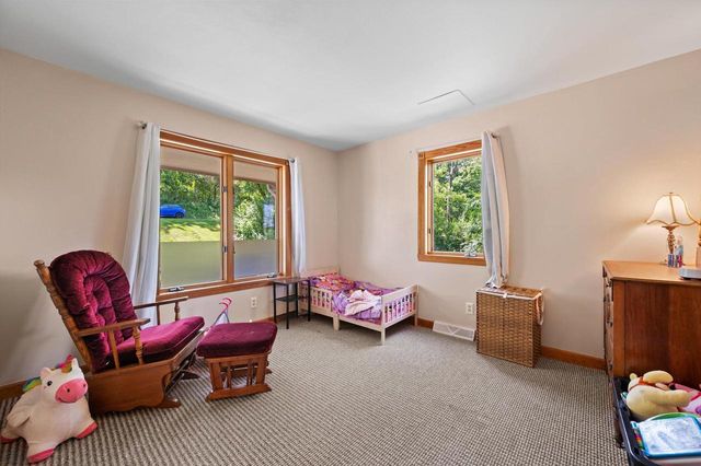 N71W31034 Lower Club CIRCLE W, Hartland, WI 53029