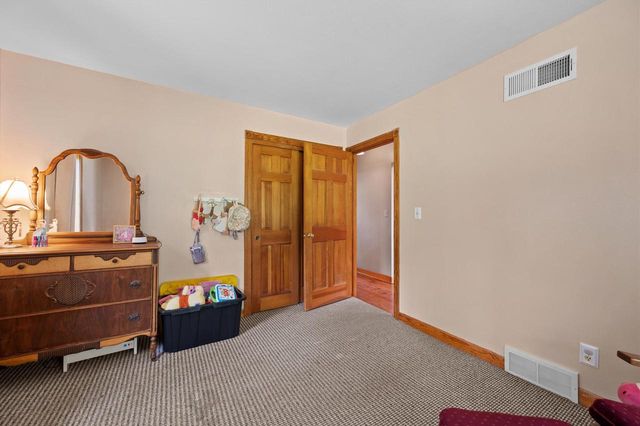 N71W31034 Lower Club CIRCLE W, Hartland, WI 53029