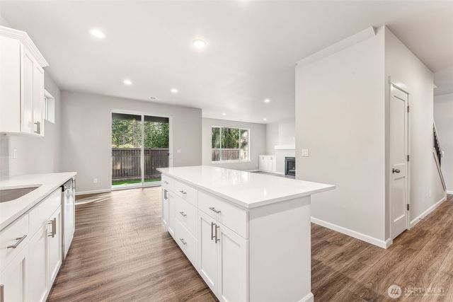27010 30th Place S #34, Kent, WA 98032