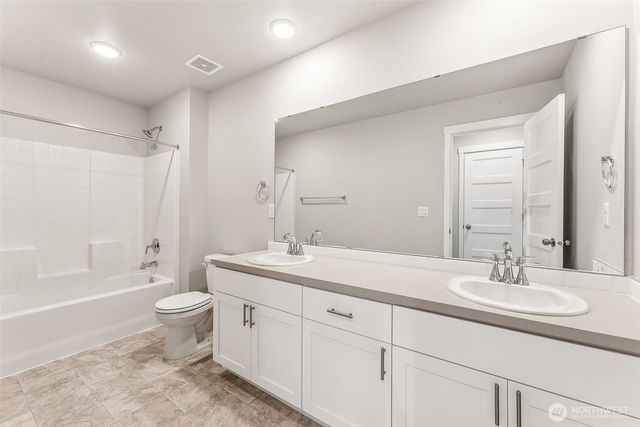 27010 30th Place S #34, Kent, WA 98032
