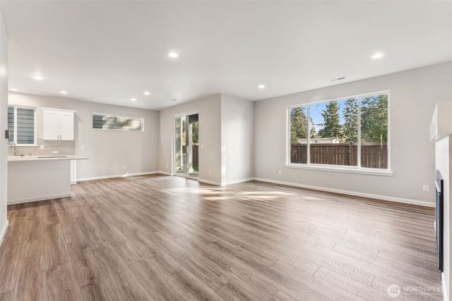 27010 30th Place S #34, Kent, WA 98032