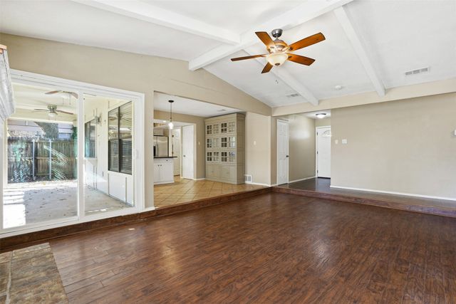 3906 Cedarwood Court, Arlington, TX 76017