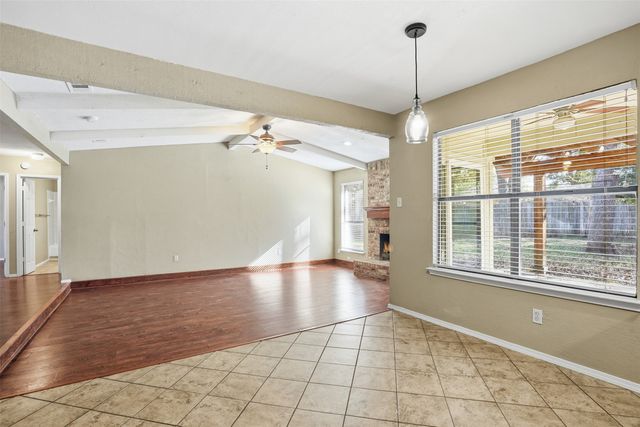 3906 Cedarwood Court, Arlington, TX 76017