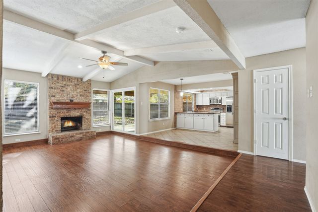 3906 Cedarwood Court, Arlington, TX 76017