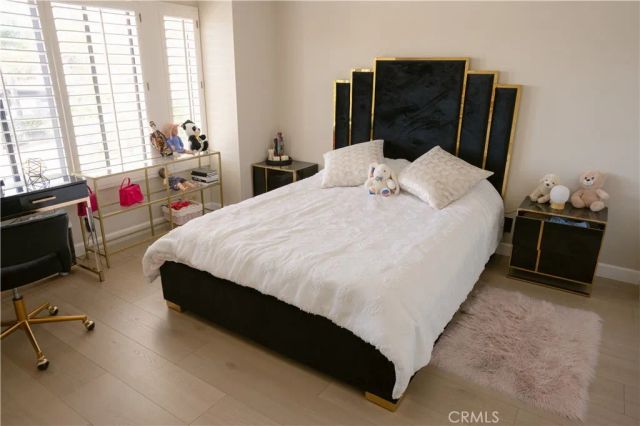 3060 Sioux Court, Simi Valley, CA 93063