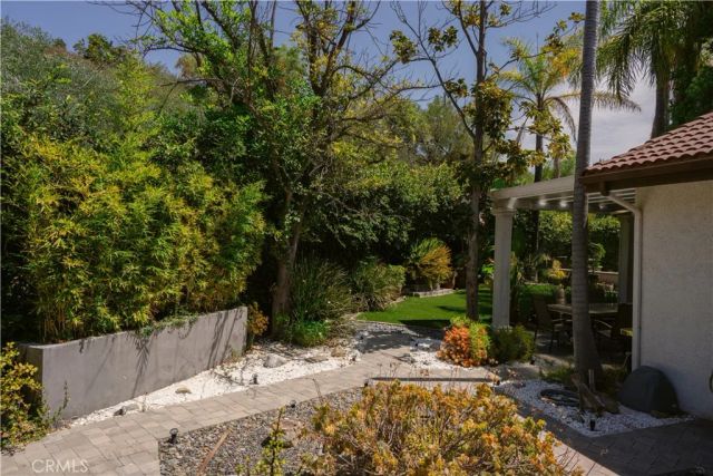 3060 Sioux Court, Simi Valley, CA 93063