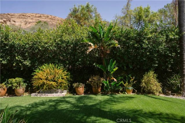 3060 Sioux Court, Simi Valley, CA 93063
