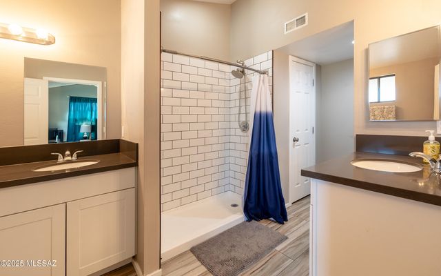 1342 W Schafer Drive, Tucson, AZ 85705