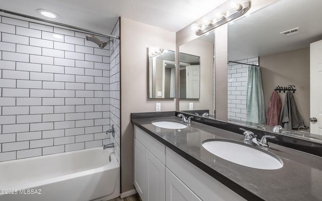 1342 W Schafer Drive, Tucson, AZ 85705