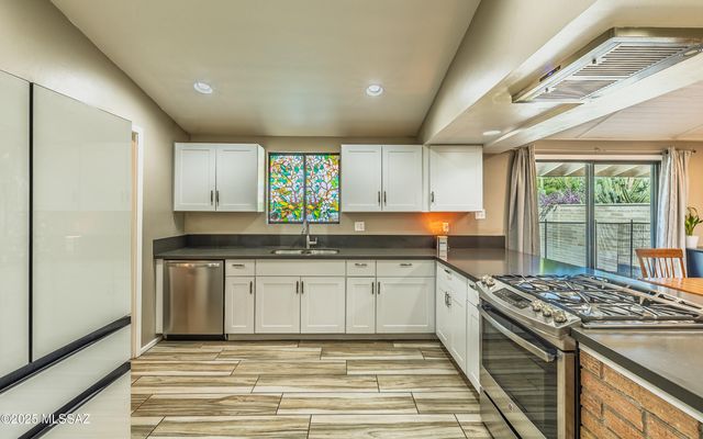 1342 W Schafer Drive, Tucson, AZ 85705