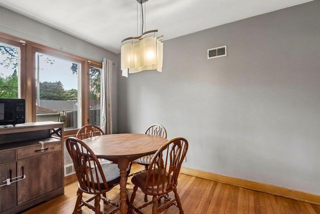 3311 N 82nd STREET, Milwaukee, WI 53222