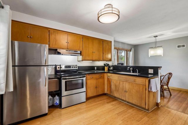 3311 N 82nd STREET, Milwaukee, WI 53222