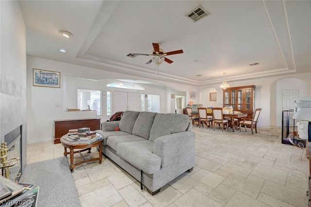 3125 Shadowleaf Court, Las Vegas, NV 89117