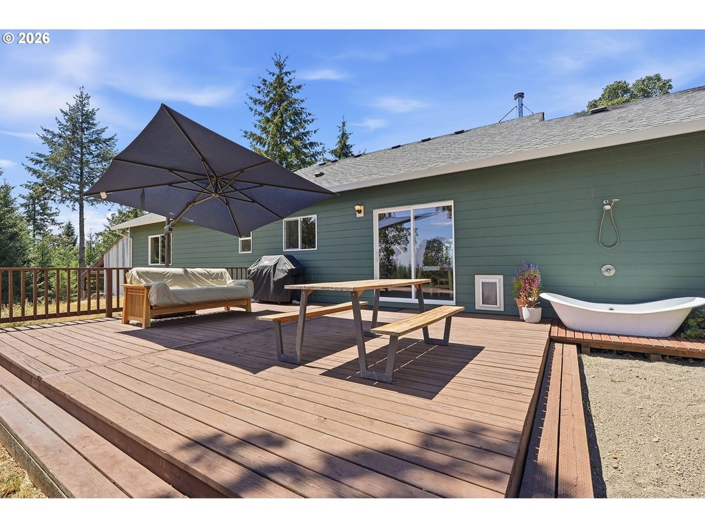 Image 36 of property listing at 16250 Nw Moores Valley Rd, Yamhill, OR 97148
