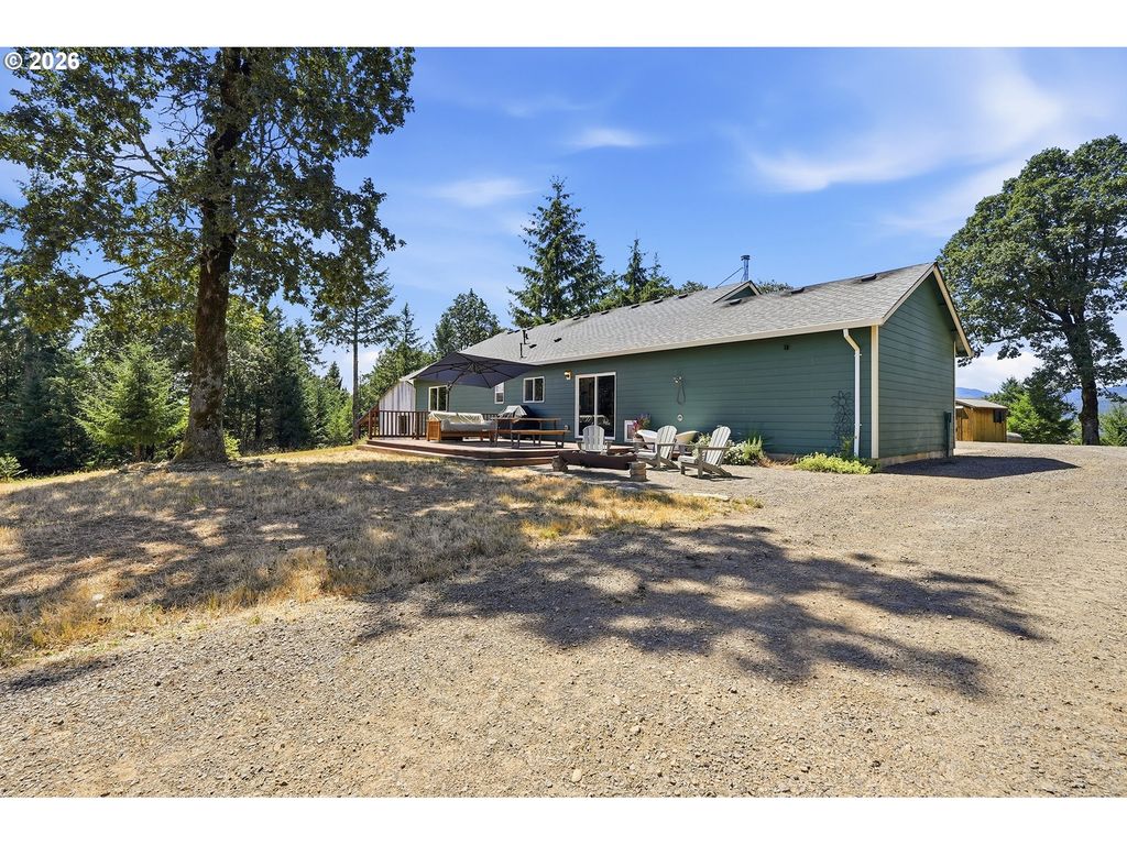 Image 41 of property listing at 16250 Nw Moores Valley Rd, Yamhill, OR 97148