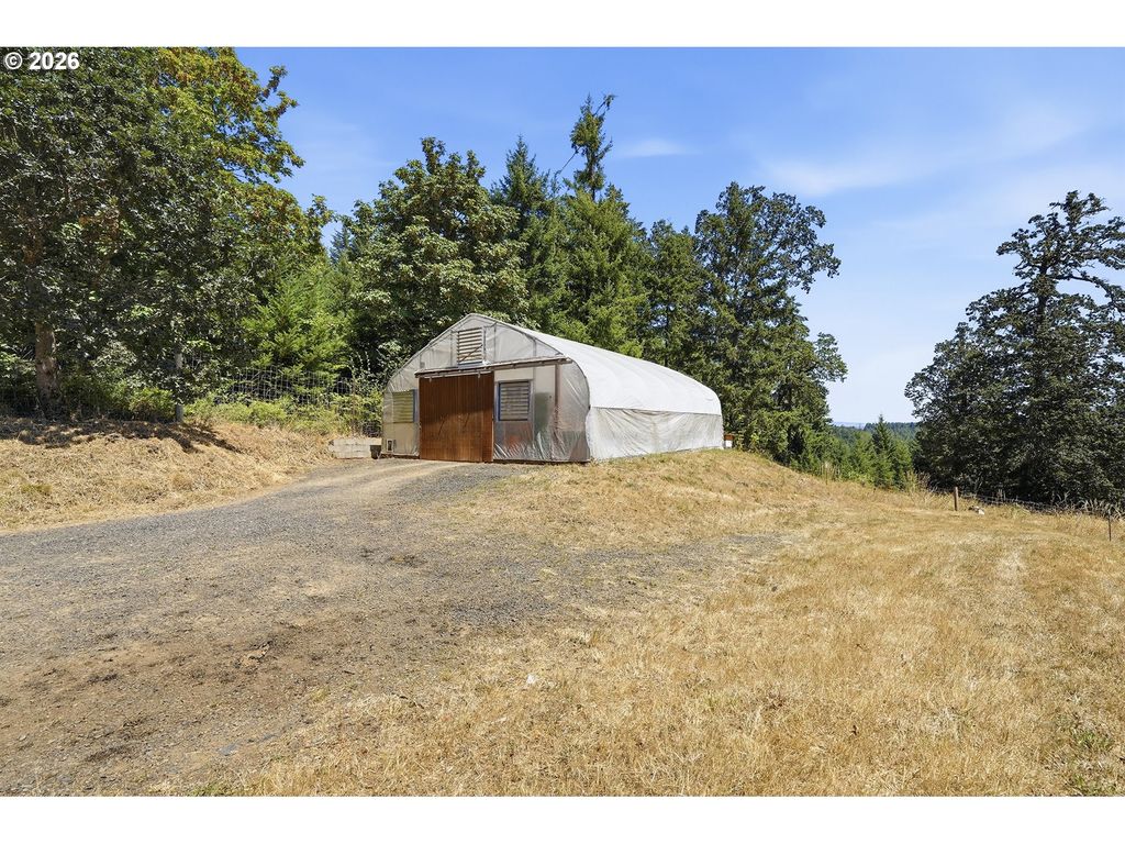 Image 43 of property listing at 16250 Nw Moores Valley Rd, Yamhill, OR 97148