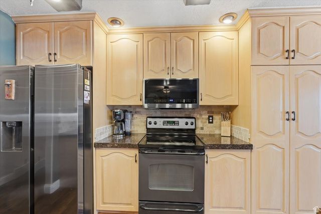 11268 S 2865 W, South Jordan, UT 84095