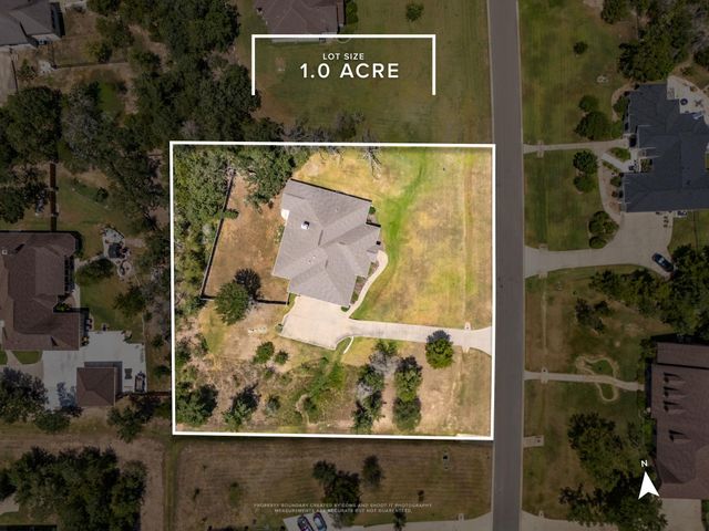 140 Winchester RD, Bastrop, TX 78602