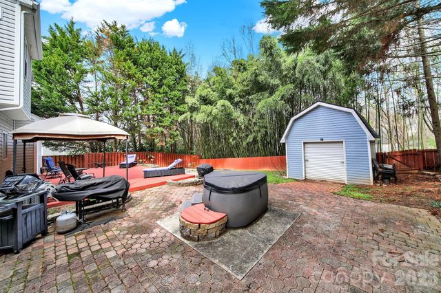 14018 Hatton Cross Drive, Charlotte, NC 28278