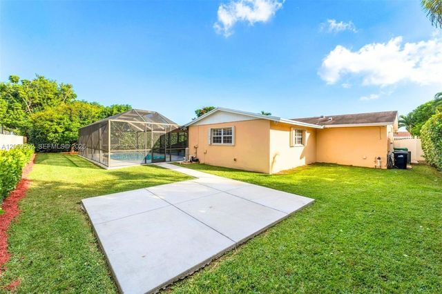 10835 SW 152nd Ter, Miami, FL 33157