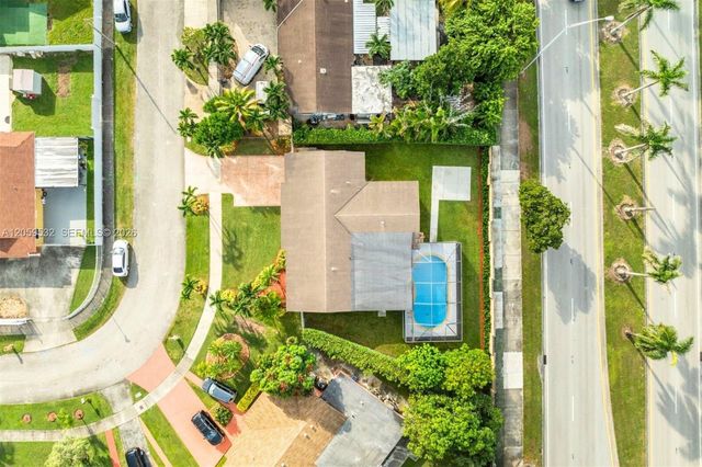 10835 SW 152nd Ter, Miami, FL 33157