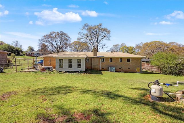 305 Clearview Drive, Anderson, SC 29625