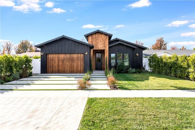 5323 Allott Avenue, Sherman Oaks, CA 91401