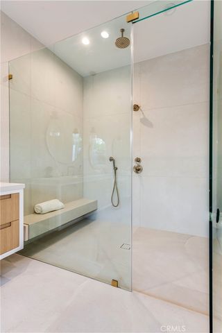 5323 Allott Avenue, Sherman Oaks, CA 91401